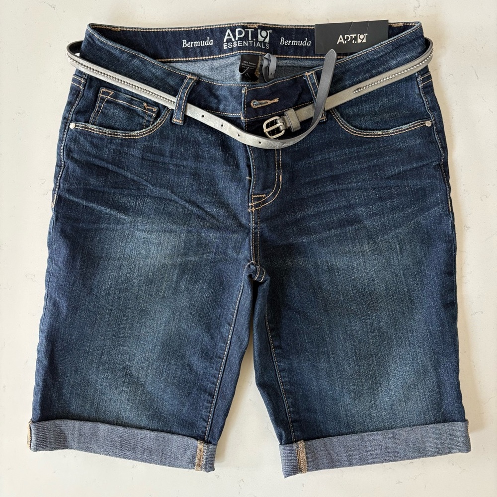 NWT Apt 9 Blue Jeans Modern Fit Bermuda Shorts Size 4 Mid Rise NWT -0625144